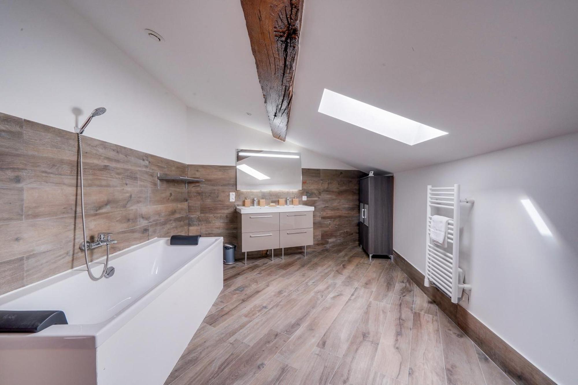 De La Cadene Appartement *